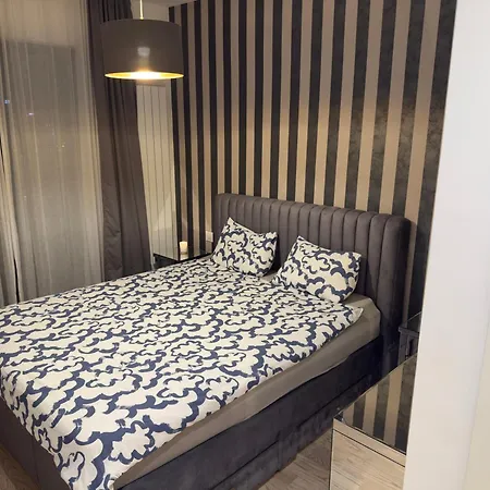 Waterfront Penthouse 17th Last Floor *