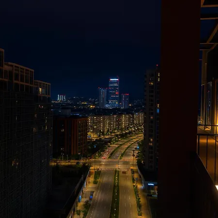 Waterfront Penthouse 17th Last Floor